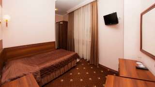 Гостиница Винтаж Калуга 1-местный номер улучшенный стандарт-4
